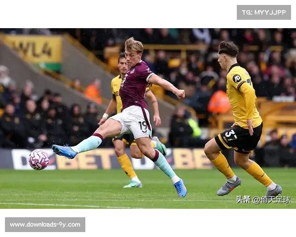 埃弗顿迎战伯恩利，边路长传战术与传中效率对比受关注