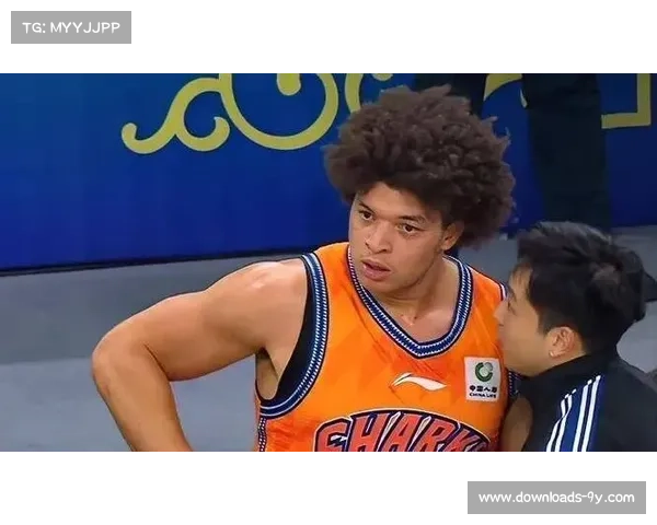 上海男篮113-104力克广东队,洛夫顿31分率队挺进俱乐部杯半决赛 上海男篮113-104力克广东队,洛夫顿31分率队挺进俱乐部杯半决赛